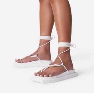 LACE UP SQUARE TOE CHUNKY FLAT GLADIATOR SANDAL